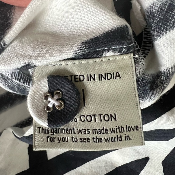 Block Printed Button Back Top by MATTER Prints - NWOT Women’s Medium Black/White - Picture 12 of 15